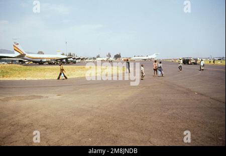 Blick auf den Flughafen Goma. Betreff Operation/Serie: Support Hope Base: Goma Country: Zaire (ZAR) Stockfoto