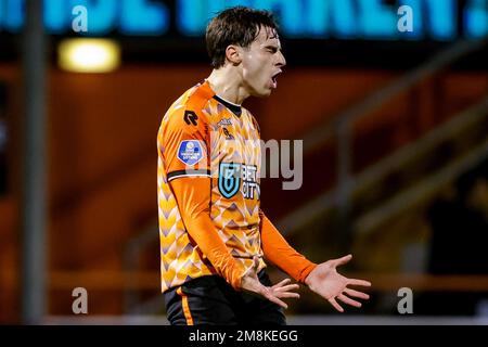 VOLENDAM, NIEDERLANDE - JANUAR 14: Gaetano Oristanio vom FC Volendam reagiert auf das niederländische Eredivisie-Spiel zwischen dem FC Volendam und dem RKC Waalwijk im Kras Stadion am 14. Januar 2023 in Volendam, Niederlande (Foto von Broer van den Boom/Orange Pictures). Credit: Orange Pics BV/Alamy Live News Stockfoto