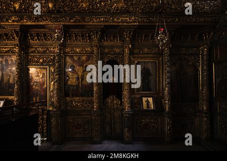 Istanbul, Türkei - Januar 2023: Innenansicht der Patriarchalkirche St. George, Konstantinopel Ökumenisches Orthodoxes Patriarchat Stockfoto