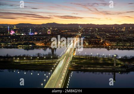 Blick über die Stadt Wien aus der Vogelperspektive Stockfoto