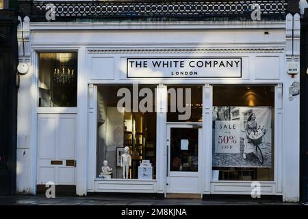 Edinburgh Scotland, Vereinigtes Königreich, 14. Januar 2023. Der Laden der Weißen Kompanie in der George Street. Live-Nachrichten von sst/alamy Stockfoto