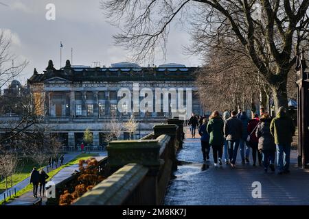 Edinburgh Scotland, Vereinigtes Königreich, 14. Januar 2023. National Gallery of Scotland on the Mound. Live-Nachrichten von sst/alamy Stockfoto