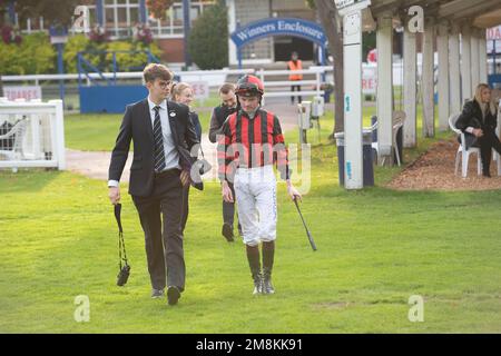 Windsor, Berkshire, Großbritannien. 3. Oktober 2022. Jockey Rob Hornby. Kredit: Maureen McLean/Alamy Stockfoto