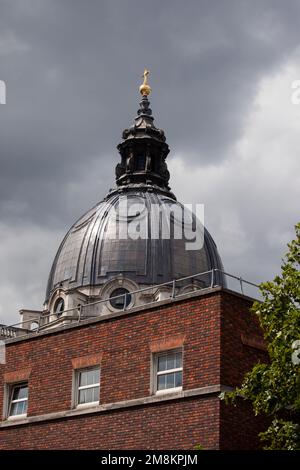 London united Kingdom, 08. September 2013, Blick vom Brompton Oratory Dome gegen den Himmel Stockfoto