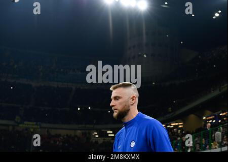 Mailand Skriniar vom Inter FC während des Tootballspiels der italienischen Serie A zwischen dem Inter FC Internazionale und dem Hellas Verona FC am 14. Januar 2023 im Giuseppe Meazza San Siro Siro Stadion in Mailand, Italien. Foto Tiziano Ballabio Kredit: Tiziano Ballabio/Alamy Live News Stockfoto