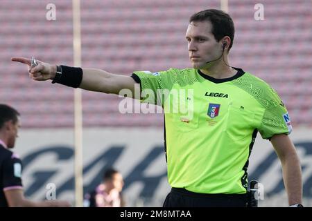 Perugia, Italien. 14. Januar 2023. Marcenaro (Schiedsrichter sez. genova) während des AC Perugia vs Palermo FC, italienisches Fußballspiel der Serie B in Perugia, Italien, Januar 14 2023 Kredit: Independent Photo Agency/Alamy Live News Stockfoto