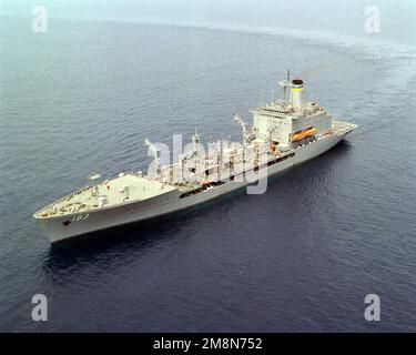 Backbord-Bogenansicht des Flottenölers USNS WALTER S. DIEHL (T-AO-193) im Rahmen von Abnahmeversuchen. Land: Golf Von Mexiko Stockfoto