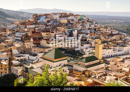 Fantastische Innenstadt von Moulay Idriss, Marokko, Meknes-Viertel Stockfoto