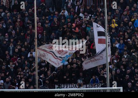 Reggio Calabria, Italien. 14. Januar 2023. Fans von Reggina während Reggina 1914 gegen SPAL, italienisches Fußballspiel Serie B in Reggio Calabria, Italien, Januar 14 2023 Kredit: Independent Photo Agency/Alamy Live News Stockfoto