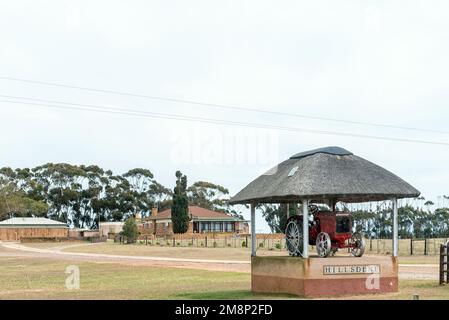 Witsand, Südafrika - 24. September 2022: Eintritt zur Farm Hillsdene auf der Straße R322 zwischen Witsand und Heidelberg in der Provinz Westkap. Ein Hist Stockfoto