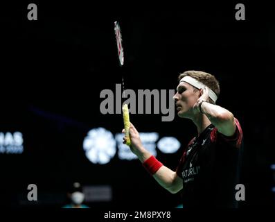 Kuala Lumpur, Malaysia. 15. Januar 2023. Viktor Axelsen von Denkmark reagiert, nachdem er Kodai Naraoka von Japan während des Finalspiels der Männer bei den Petronas Malaysia Open 2023 in der Axiata Arena besiegt hat. Viktor Axelsen von Denkmark hat mit Punkten gewonnen; 21/21 : 6/15 (Foto von Wong Fok Loy/SOPA Images/Sipa USA). Kredit: SIPA USA/Alamy Live News Stockfoto