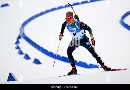 Ruhpolding, Deutschland. 15. Januar 2023. Biathlon, Weltmeisterschaft, 15 Kilometer, Männer. Roman Rees aus Deutschland in Aktion. Kredit: Sven Hoppe/dpa/Alamy Live News Stockfoto