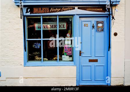 Baileys Vintage Supplies Shop, High Street, Norton, Stockton on Tees, Cleveland, England Stockfoto