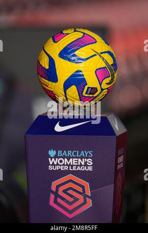 Leigh, Großbritannien. 15. Januar 2023. Allgemeiner Überblick über den Spielball vor dem Fa Women's Super League-Spiel Manchester United Women vs Liverpool Women im Leigh Sports Village, Leigh, Großbritannien, 15. Januar 2023 (Foto von Steve Flynn/News Images) in Leigh, Großbritannien, 1./15. Januar 2023. (Foto: Steve Flynn/News Images/Sipa USA) Guthaben: SIPA USA/Alamy Live News Stockfoto