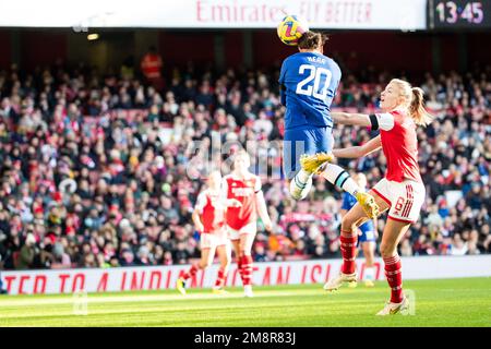 London, Großbritannien. 15. Januar 2023. Sam Kerr (20 Chelsea) erzielt Chelsea's Equalizer während des Barclays FA Womens Super League-Spiels zwischen Arsenal und Chelsea im Emirates Stadium in London, England. (Liam Asman/SPP) Kredit: SPP Sport Press Photo. Alamy Live News Stockfoto