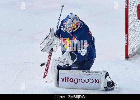 2022/23 DEL | RB München gegen Schwenninger Wild Wings. NIEDERBERGER Mathias (RB München RBM35) Stockfoto