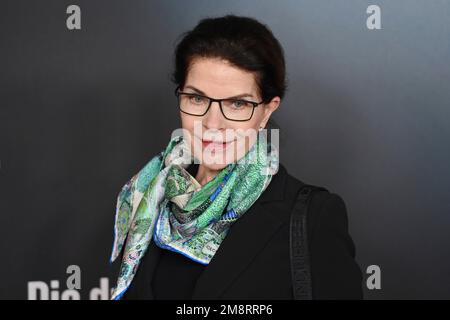 Gudrun LANDGREBE (Schauspielerin) Einzelbild, Einzelmotiv, Porträt, Porträt, Porträt. Red Carpet, Red Carpert Weltpremiere der DREI ??? ? ERBE DES DRACHEN am 15. Januar 2023 im Mathaeser-Kino in München. ? Stockfoto