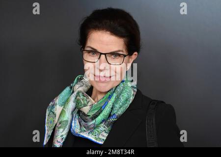 Gudrun LANDGREBE (Schauspielerin) Einzelbild, Einzelmotiv, Porträt, Porträt, Porträt. Red Carpet, Red Carpert Weltpremiere der DREI ??? ? ERBE DES DRACHEN am 15. Januar 2023 im Mathaeser-Kino in München. ? Stockfoto