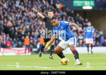 Glasgow, Großbritannien. 15. Januar 2023. Das zweite Halbfinale des Scottish League Cup (Viaplay Cup) zwischen Rangers und Aberdeen fand in Hampden Park, Glasgow, Schottland, Großbritannien, statt. Der Gewinner dieses Spiels spielt am 26. Februar Celtic im Finale. Wird auch in Hampden gespielt. Kredit: Findlay/Alamy Live News Stockfoto