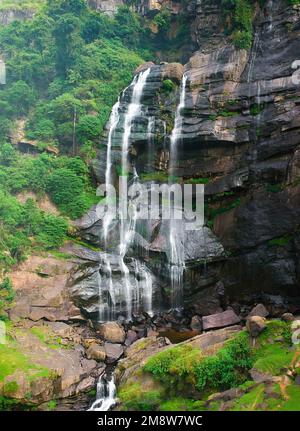 Der Bomburu-Ella-Wasserfall in sri lanka Stockfoto