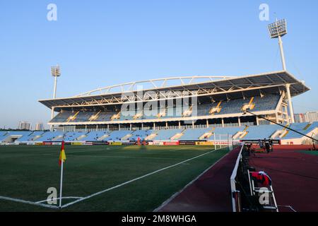 Hanoi, Vietnam. 13. Januar 2023. Blick auf das My Dinh National Stadium vor dem AFF Mitsubishi Electric Cup 2022 Spiel zwischen Vietnam und Thailand im My Dinh National Stadium. Endstand: Vietnam 2:2 Thailand. (Foto: Amphol Thongmueangluang/SOPA Images/Sipa USA) Guthaben: SIPA USA/Alamy Live News Stockfoto