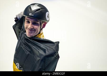 DANZIG - Stijn Desmet über 1000 Meter am 3. Tag der europäischen Schnellskating-Meisterschaft. ANP RONALD HOOGENDOORN niederlande raus - belgien raus Stockfoto