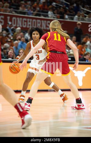 Austin, Texas, USA. 15. Januar 2023. Texas Longhorns Rori Harmon (03) im Moody Center in Austin, Texas, während des NCAA Women's Basketball Spiels gegen den Staat Iowa. Mario Cantu/CSM/Alamy Live News Stockfoto