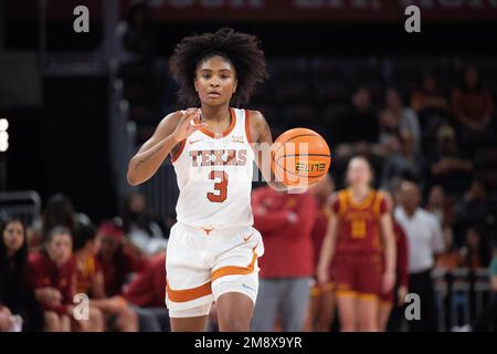 Austin, Texas, USA. 15. Januar 2023. Texas Longhorns Rori Harmon (03) im Moody Center in Austin, Texas, während des NCAA Women's Basketball Spiels gegen den Staat Iowa. Mario Cantu/CSM/Alamy Live News Stockfoto