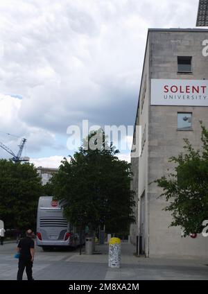 University of Southampton & Solent University, Sir James Matthews Building, Guidhall Square, Southampton Stockfoto