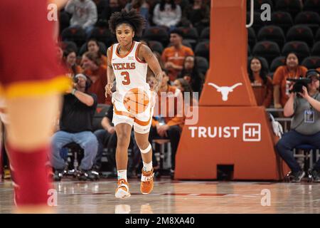 Austin, Texas, USA. 15. Januar 2023. Texas Longhorns Rori Harmon (03) im Moody Center in Austin, Texas, während des NCAA Women's Basketball Spiels gegen den Staat Iowa. Mario Cantu/CSM/Alamy Live News Stockfoto