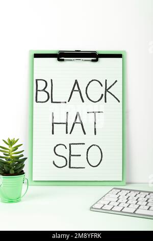 Handschrift Text Black hat Seo. Konzeptionelle Foto-Suchmaschinen-Optimierung mit Techniken, um Browser zu betrügen Stockfoto