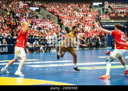 Malmö, Schweden. 15. Januar 2023. Mohamed Mohamed (95) aus Bahrain, gesehen während des IHF-Handballweltmeisterschaftsspiels 2023 zwischen Dänemark und Bahrain in der Malmö Arena in Malmö. (Foto: Gonzales Photo/Alamy Live News Stockfoto