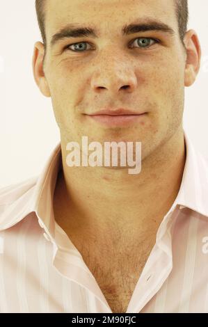 Wales und Llanelli Scarlets Rugbyspieler/aufstrebender Star MIKE PHILLIPS, November 2004. Foto © ROB WATKINS Stockfoto