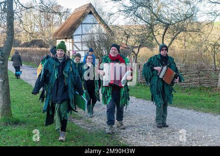 Wassailing-Veranstaltung im Weald and Downland Living Museum, Januar 2023, West Sussex, England, Großbritannien Stockfoto