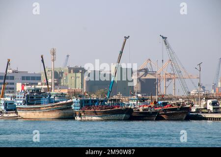 Die Einrichtungen im Port Khalid in Sharjah, Vereinigte Arabische Emirate. Stockfoto