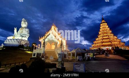 Wat Huay Pla Kang Stockfoto