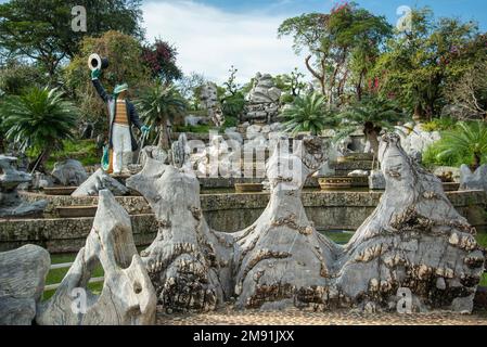 Der Million Years Stone Park in der Nähe der Stadt Pattaya in der Provinz Chonburi in Thailand, Thailand, Pattaya, November 2022 Stockfoto