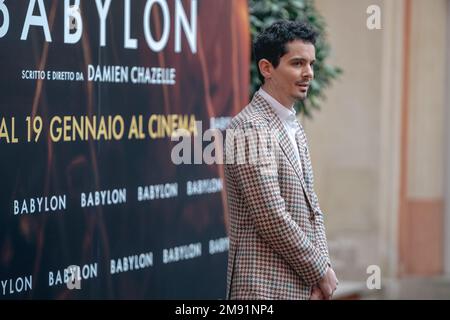 Rom, Italien. 16. Januar 2023. Director Damien Chazelle nimmt am 16. Januar 2023 am „Babylon“-Fotoanruf im Hotel De La Ville in Rom, Italien Teil (Foto: Luca Carlino/NurPhoto)0 Kredit: NurPhoto SRL/Alamy Live News Stockfoto