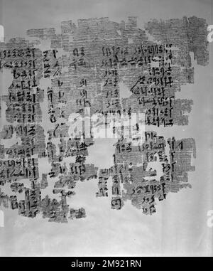 Teil eines historischen Textes Teil eines historischen Textes, ca. 1809-1743 B.C.E. Papyrus, Tinte, 35,1446a-e: 11 1/2 x 71 5/8 Zoll (29,2 x 182 cm). Nach der Fertigstellung war das Papyrus, zu dem dieses Fragment gehörte, fast 1,80 m lang. Die Texte sind in einer kursiven Form von Hieroglyphen geschrieben, die Hieratisch genannt werden. Unterschiede in der Handschrift und in den beschriebenen historischen Ereignissen zeigen, dass verschiedene Schriftzeichen über mehrere Generationen hinweg neue Inschriften hinzugefügt haben. Der wichtigste Text beschreibt die Bemühungen einer dreizehnten Dynastie Theban-Adelsfrau namens Senebtisi, die rechtmäßige Eigentümerschaft von neunzig... Stockfoto