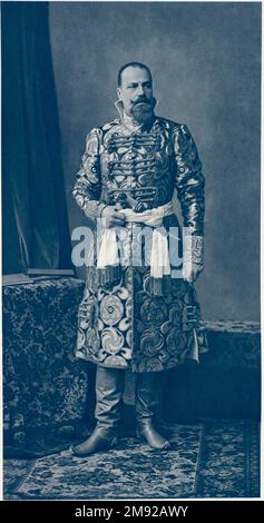 Seine kaiserliche Majestät Großherzog Alexej Alexandrowitsch (zur Zeit von Zar Alexej Michailowitsch als Boyar verkleidet) Ca. 1903-1904 Stockfoto