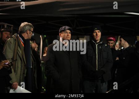 WHITEHALL, LONDON, 16. Januar 2023, Mick Lynch, bevor er eine Protestrede hielt, da die Mindestservicestandards während des Streiks in die zweite Lesung gehen. Kredit: Lucy North/Alamy Live News Stockfoto