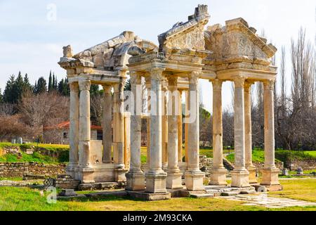 Monumentales Tor von Aphrodisias in Form von Tetrapylon, Türkei Stockfoto