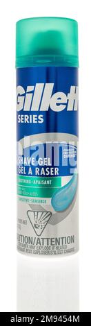 Winneconne, WI - 8. Januar 2023: Eine Dose Gillett-Rasiergel auf isoliertem Hintergrund. Stockfoto