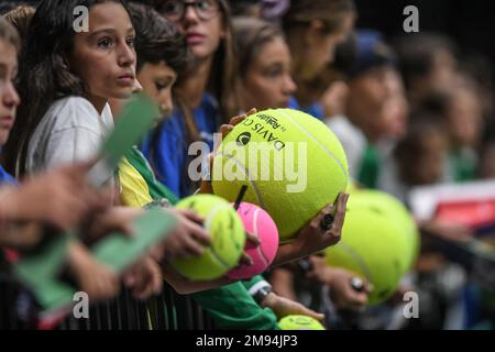 Junge italienische Fans bei den Davis Cup Finals der Gruppe A (Unipol Arena, Bologna) Stockfoto