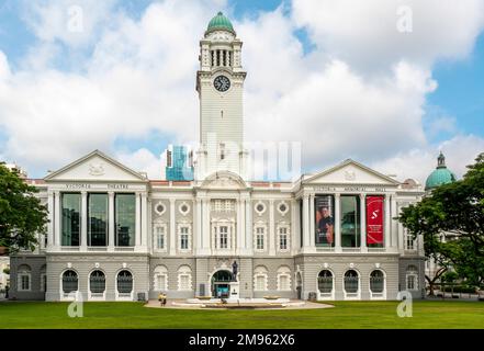 Victoria Theater und Konzerthalle, neoklassizistisches Gebäude in Singapur Stockfoto