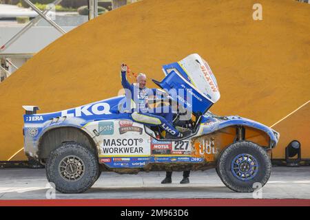 227 CORONEL Tim (nld), CORONEL Tom (nld), Coronel Dakar Team, Century, Auto, Porträt während des Podiumsfinales des Dakar 2023 in Damman am 15. Januar 2023 in Damman, Saudi-Arabien - Foto: Julien Delfosse/DPPI/LiveMedia Stockfoto