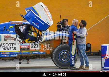 227 CORONEL Tim (nld), CORONEL Tom (nld), Coronel Dakar Team, Century, Auto, Porträt während des Podiumsfinales des Dakar 2023 in Damman am 15. Januar 2023 in Damman, Saudi-Arabien - Foto: Julien Delfosse/DPPI/LiveMedia Stockfoto