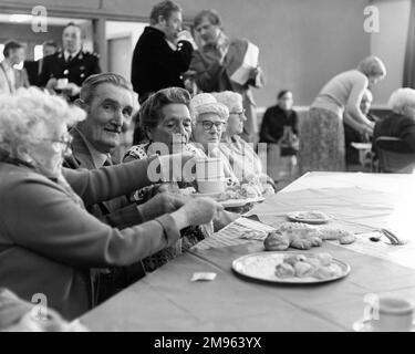 Eine Teeparty für Rentner Stockfoto