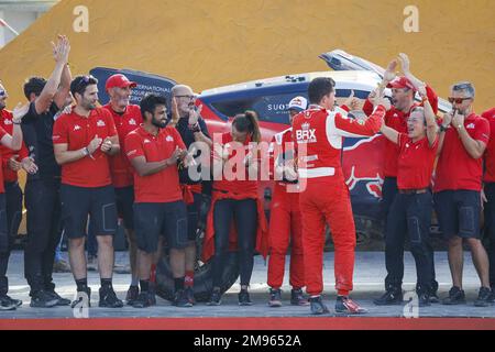 201 LOEB Sebastien (Fra), LURQUIN Fabian (Bel), Bahrain RAID Extreme, BRX, Prodrive Hunter, Auto, FIA W2RC, Porträt während des Podiumspiels des Dakar 2023 in Damman, am 15. Januar 2023 in Damman, Saudi-Arabien - Foto: Julien Delfosse/DPPI/LiveMedia Stockfoto