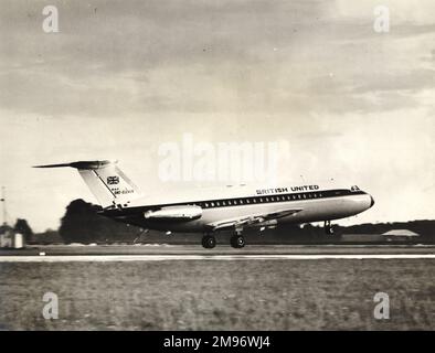 Das erste BAC One-Eleven, G-ASHG, im BAC-Werk in Hurn vor seinem ersten Flug. Stockfoto